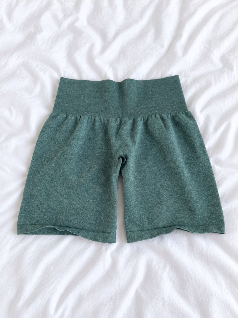 NVGTN High-Waist Ribbed Waist Bike Shorts in Teal